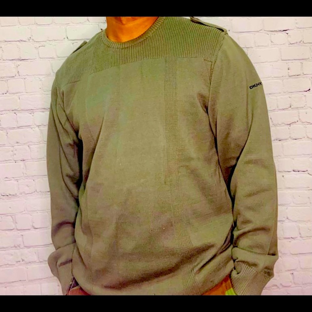 Men’s sweater